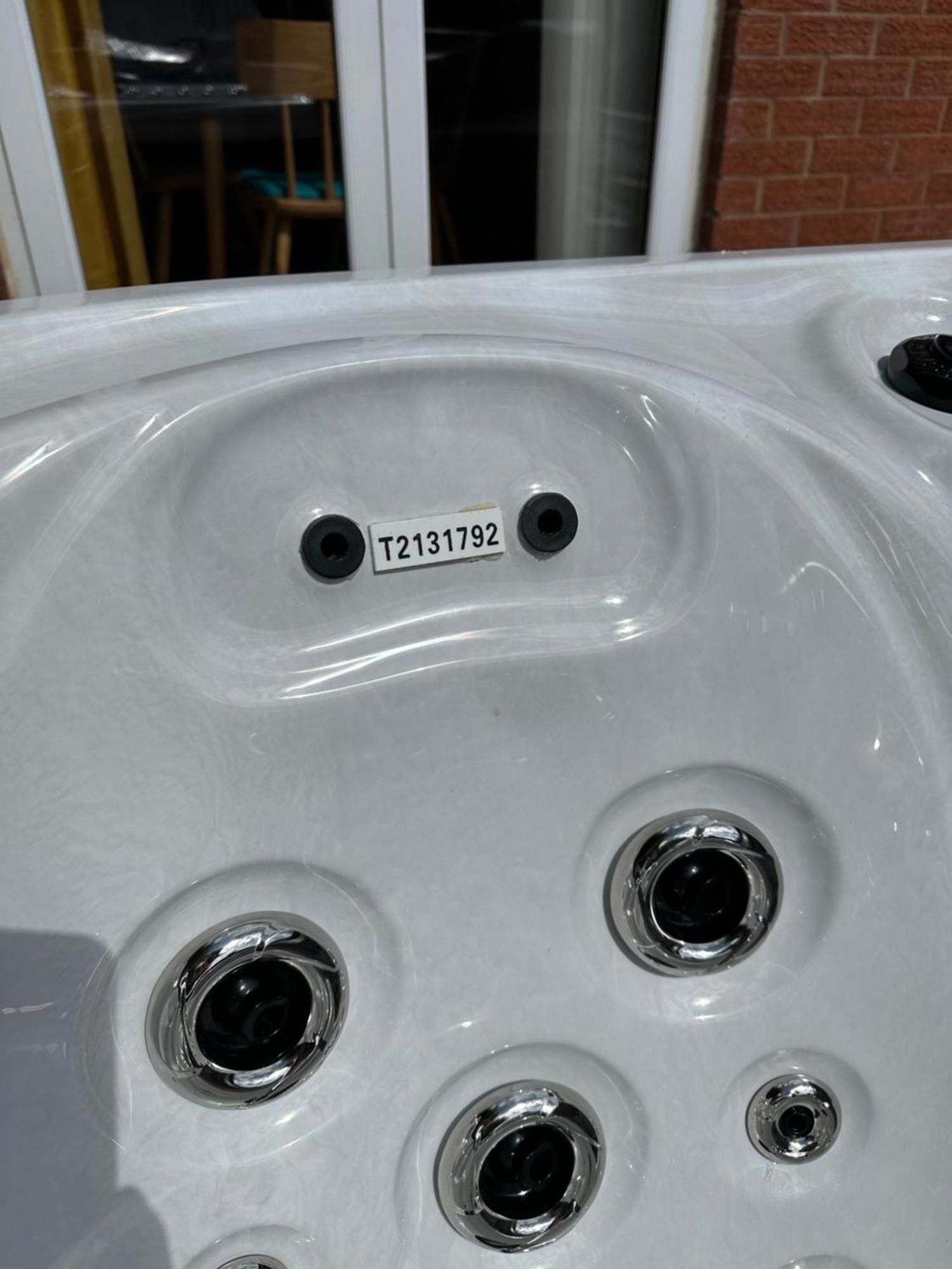 Beach Retreat With Hot Tub Sleeps 8 Prestatyn Extérieur photo