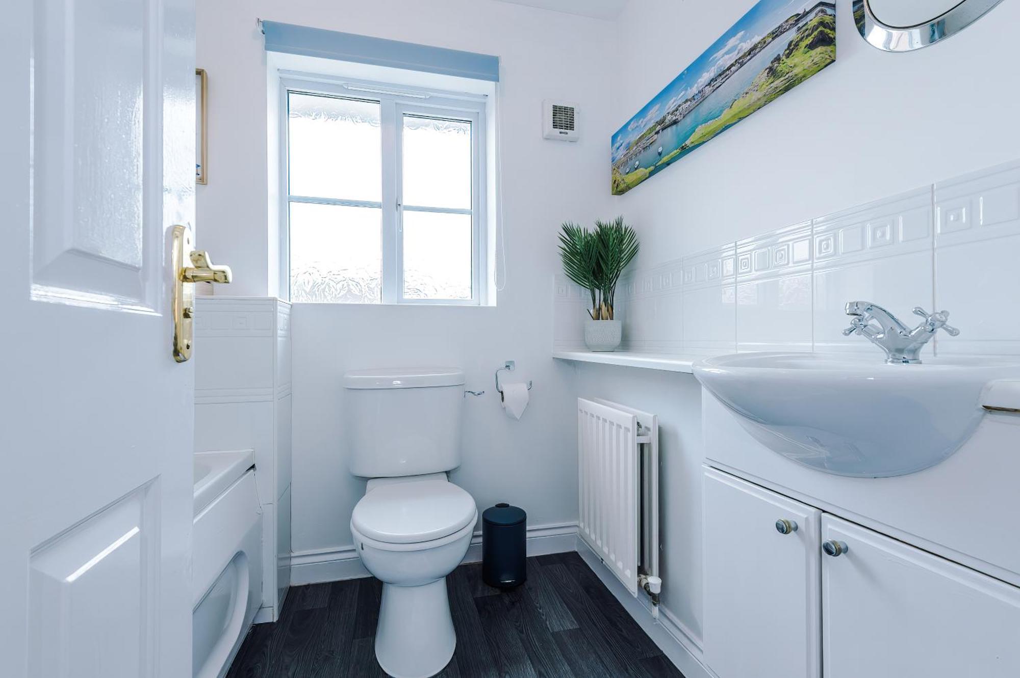 Beach Retreat With Hot Tub Sleeps 8 Prestatyn Extérieur photo